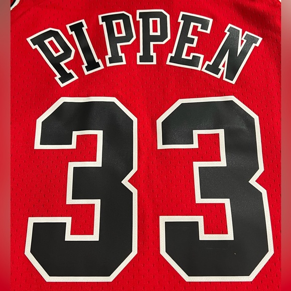 Scottie Pippen Chicago Bulls 1997-1998 Mitchell & Ness Red NBA Swingman Jersey - Picture 5 of 8